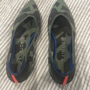 Cano Rothy’s shoes Size 9
